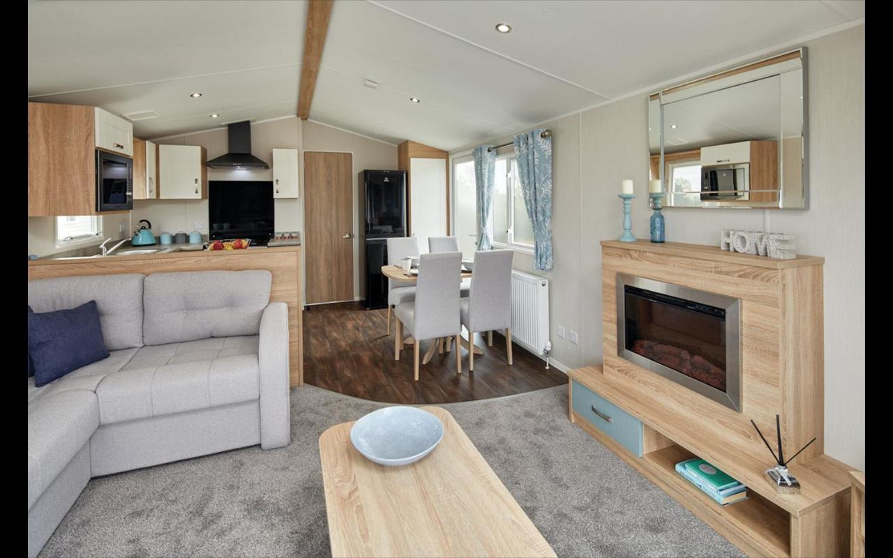Cardigan Bay Holiday Park Екстер'єр фото