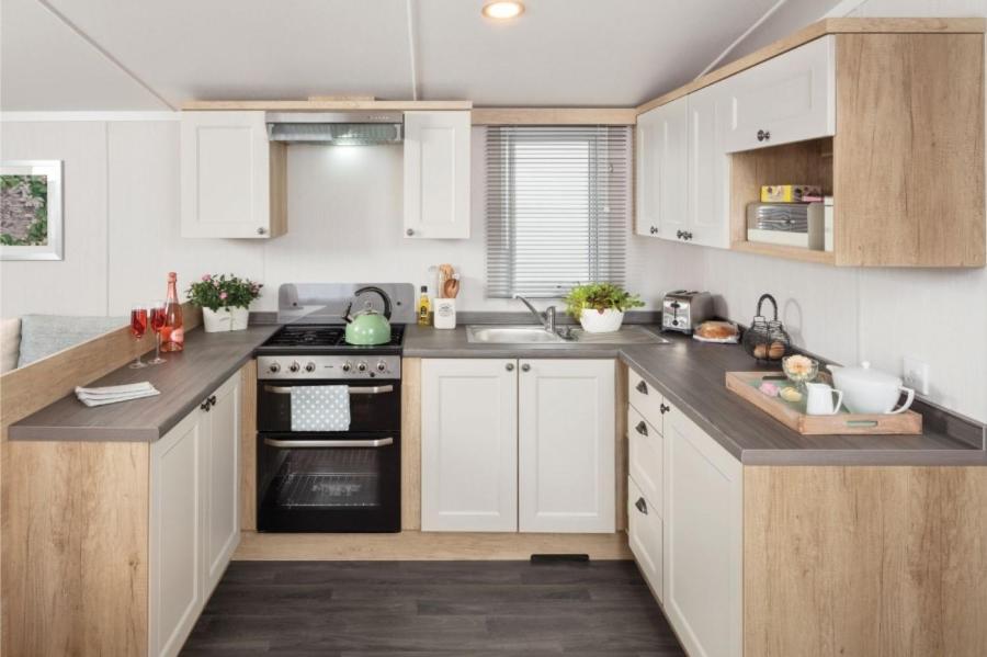 Cardigan Bay Holiday Park Екстер'єр фото