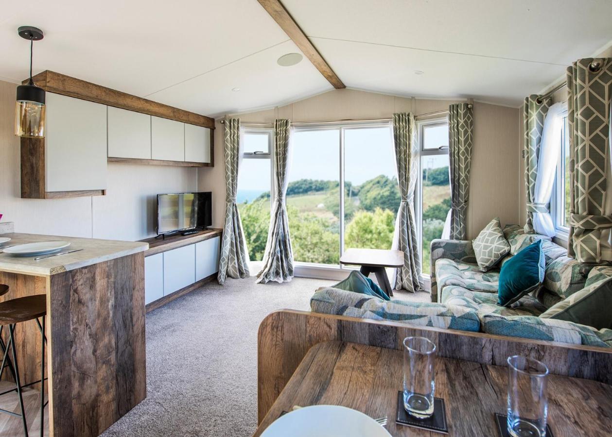 Cardigan Bay Holiday Park Екстер'єр фото