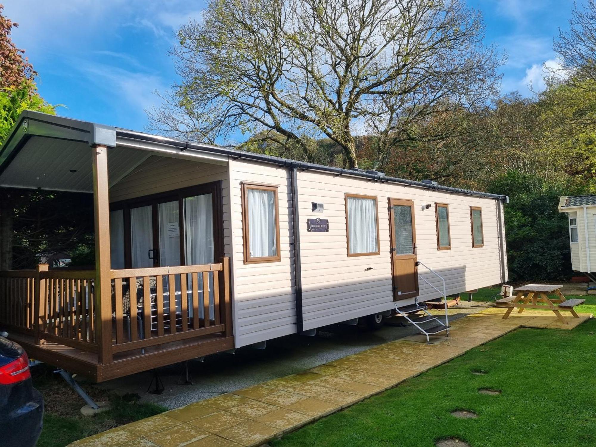 Cardigan Bay Holiday Park Екстер'єр фото