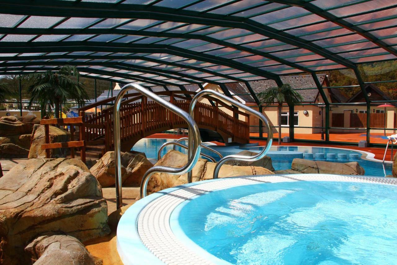 Cardigan Bay Holiday Park Екстер'єр фото